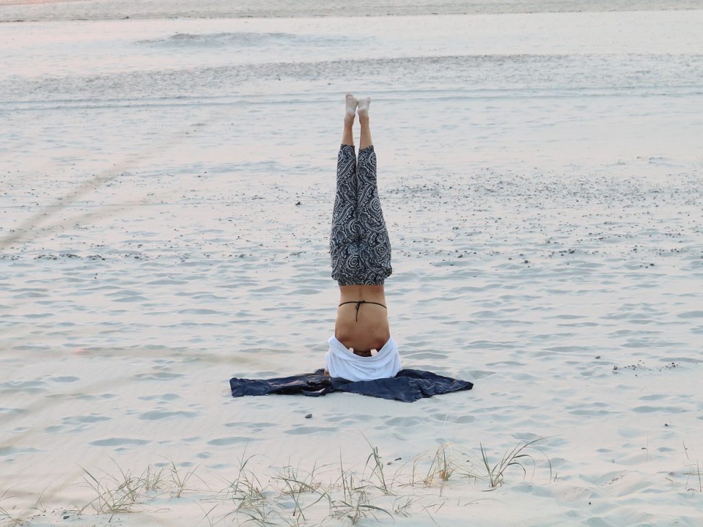 How to use air track tumbling for sale to do a headstand